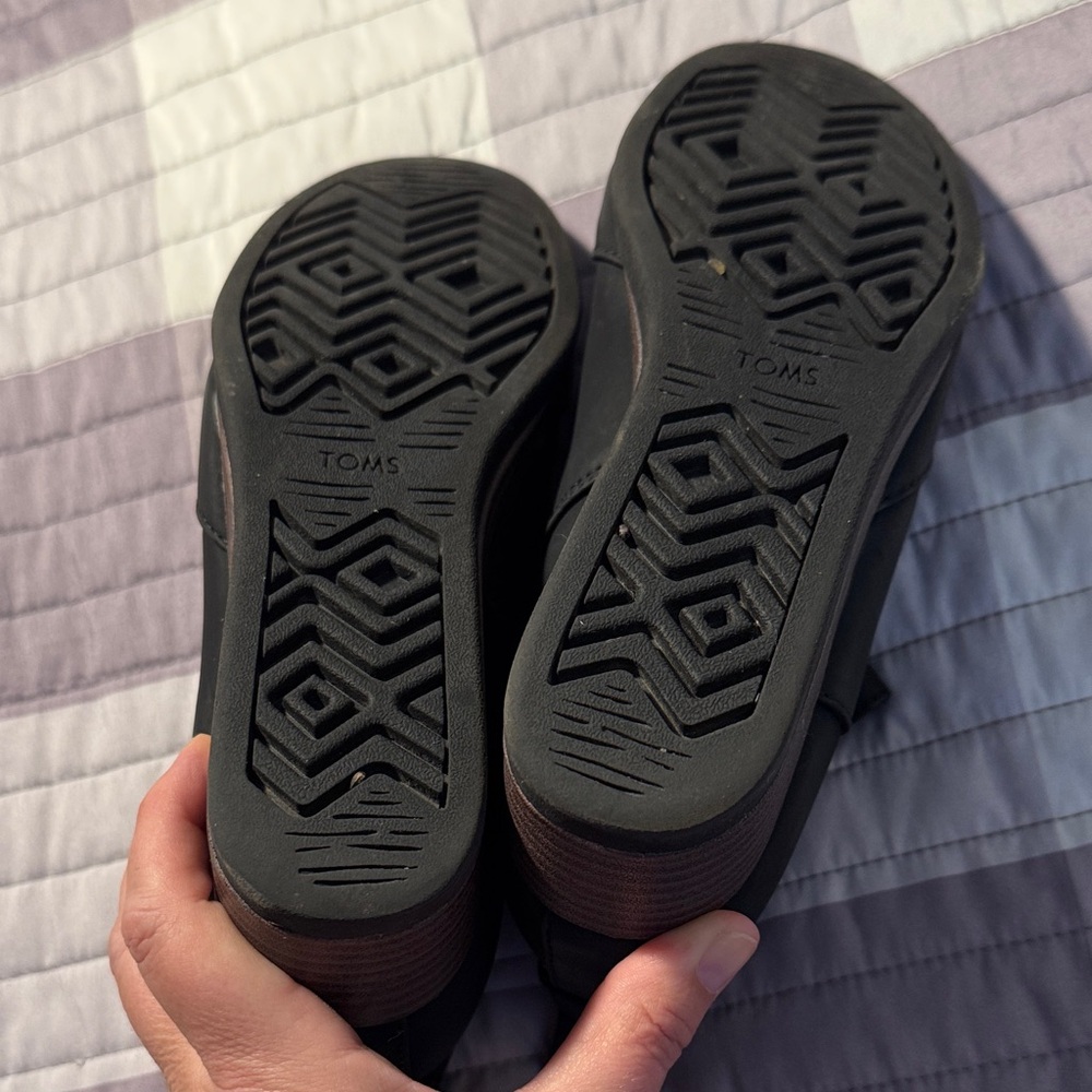 Toms Black Ankle Booties - Picture 2 of 3